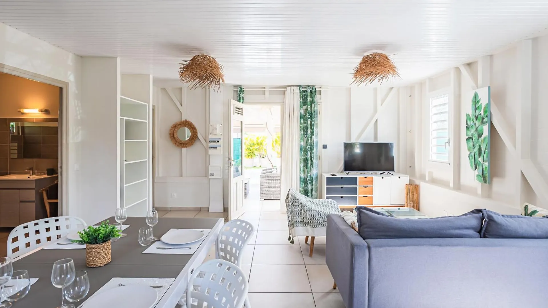 Magnifique Villa Avec Piscine Au Coeur Des Plages Le Moule